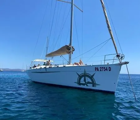 Maria Vittoria One Night Boat Sail Botel